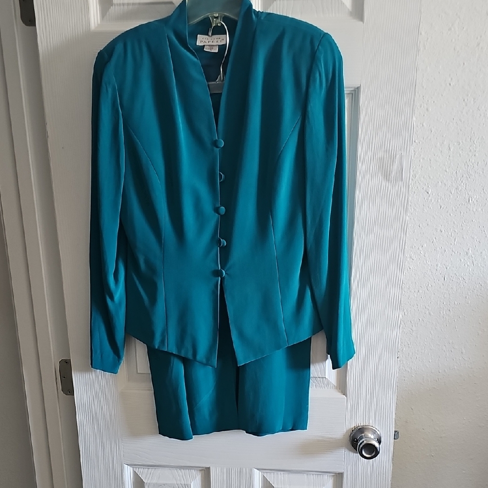 NWOT 100% SILK Elegant Teal Women's Jacket & Skirt Set